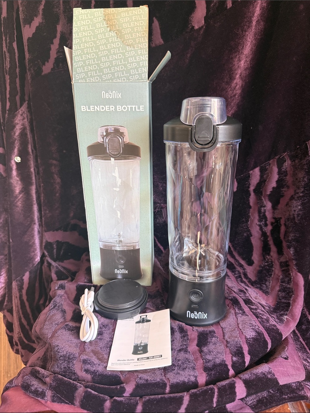 Portable Blender Bottle - Personal Smoothie Maker/colorful LED lights a